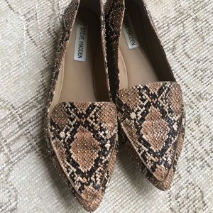 Steve Madden flats, sz 9
